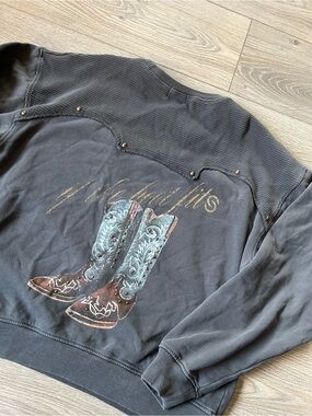 Sterling & Stitch If The Boot Fits Pullover Western Sweatshirt Size Small